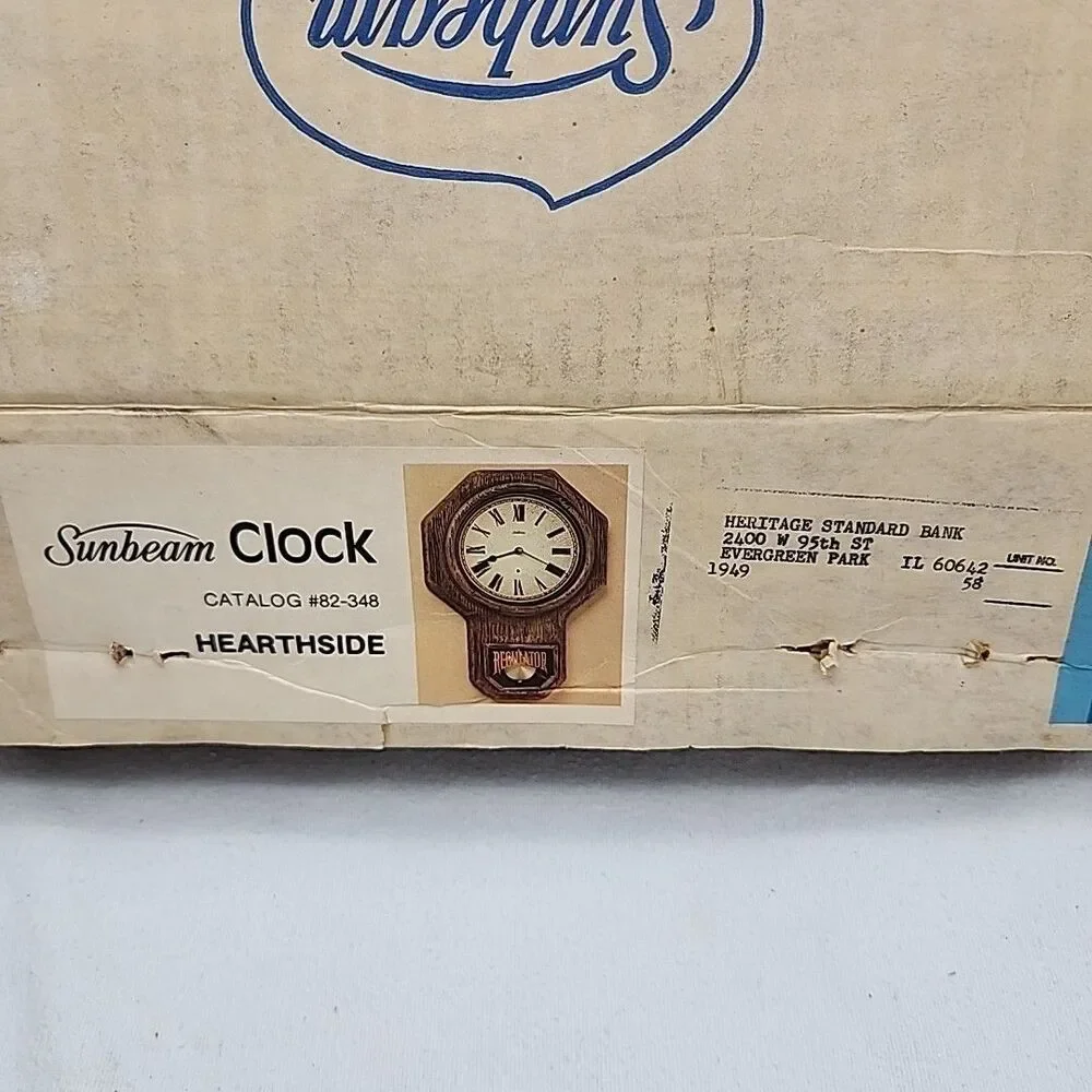 Clock Sunbeam Pendulum Hearthside Wall Battery Operated Regulator NEW IN BOX